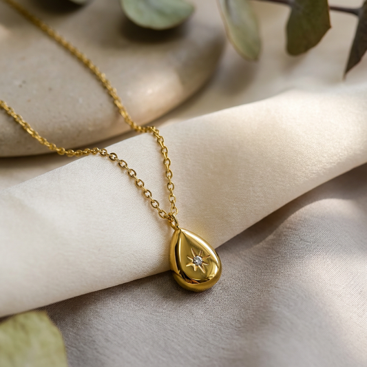 Stella Dewdrop Necklace