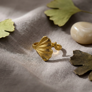 Sienna Ginkgo Ring