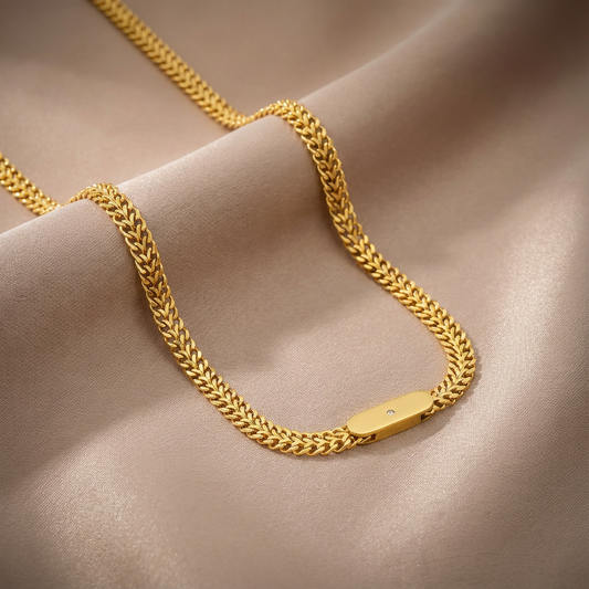 Rogue Bar Link Necklace