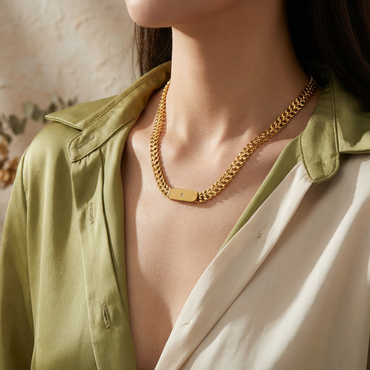 Rogue Bar Link Necklace