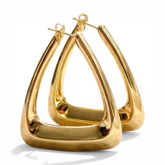 Aurora Sculpt Triangle Earrings