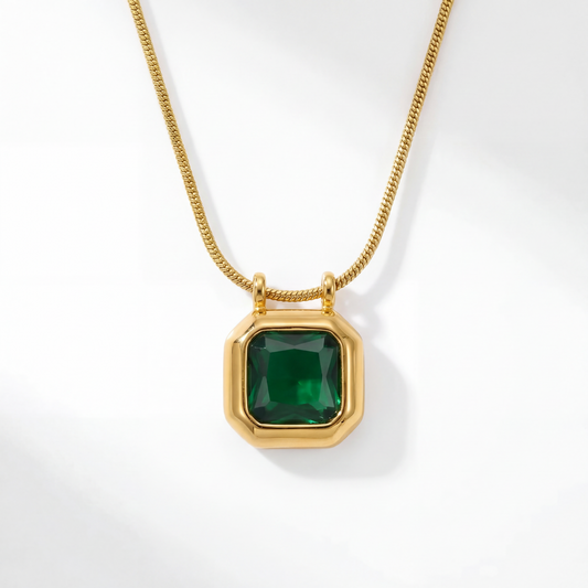 Emerald Prism Retro Pendant Necklace