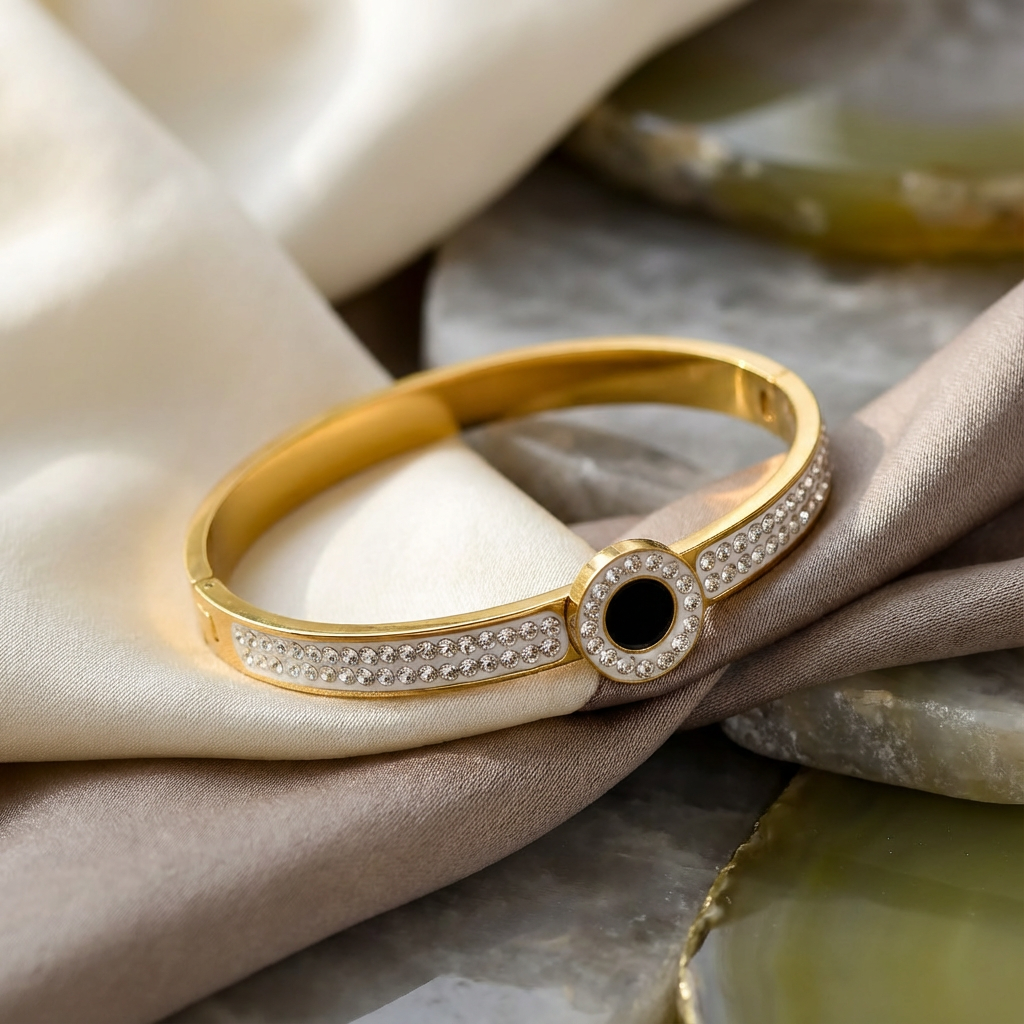 Romi Circle Luxe Bangle