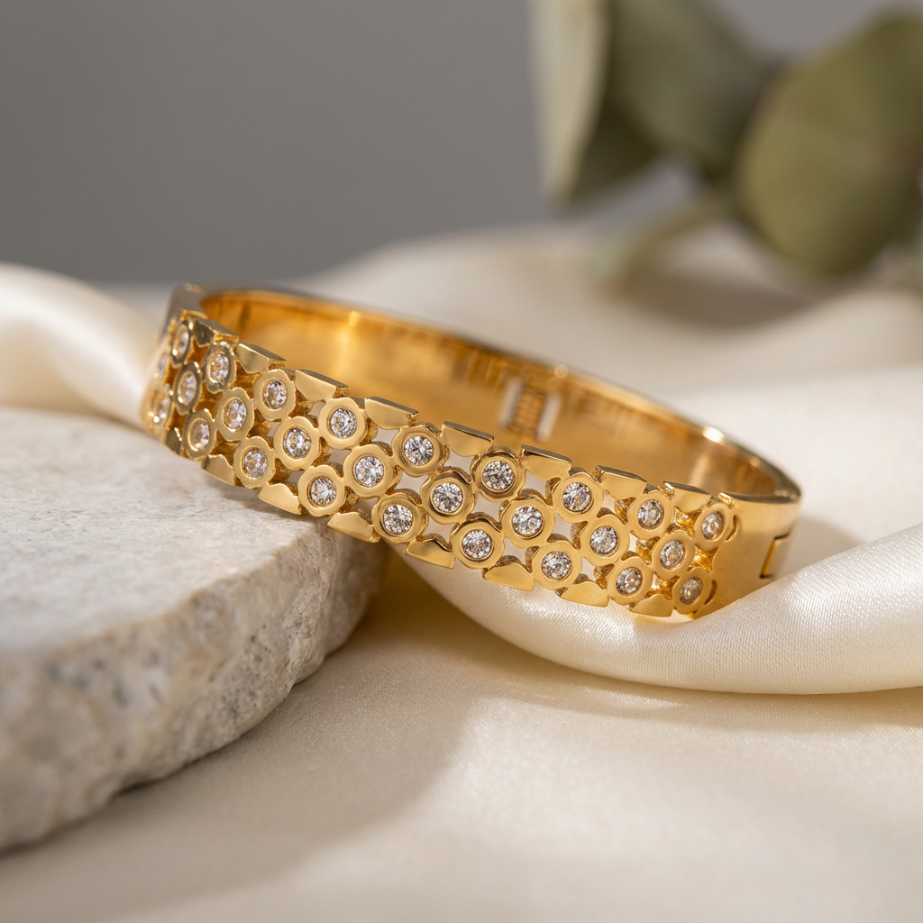 Flora Petite Cluster Bangle