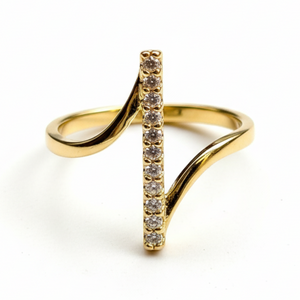 Ava Arc Glow Ring