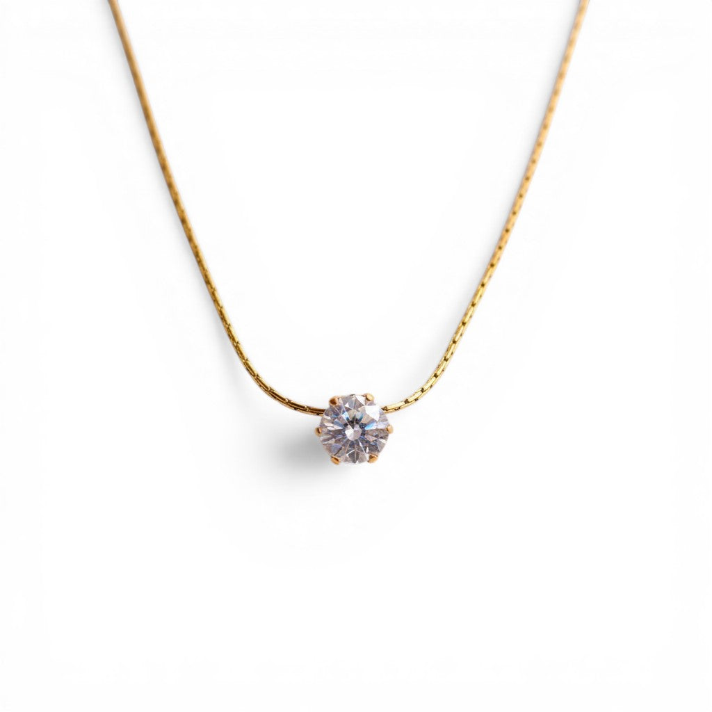 Solitaire Glow Minimal Necklace