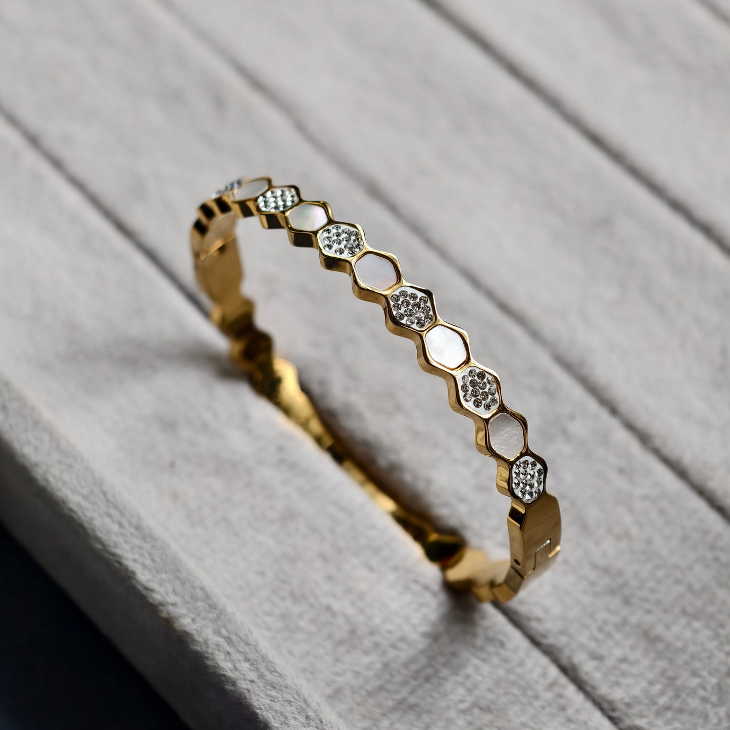 Honeycomb Enamel Sparkle Bangle