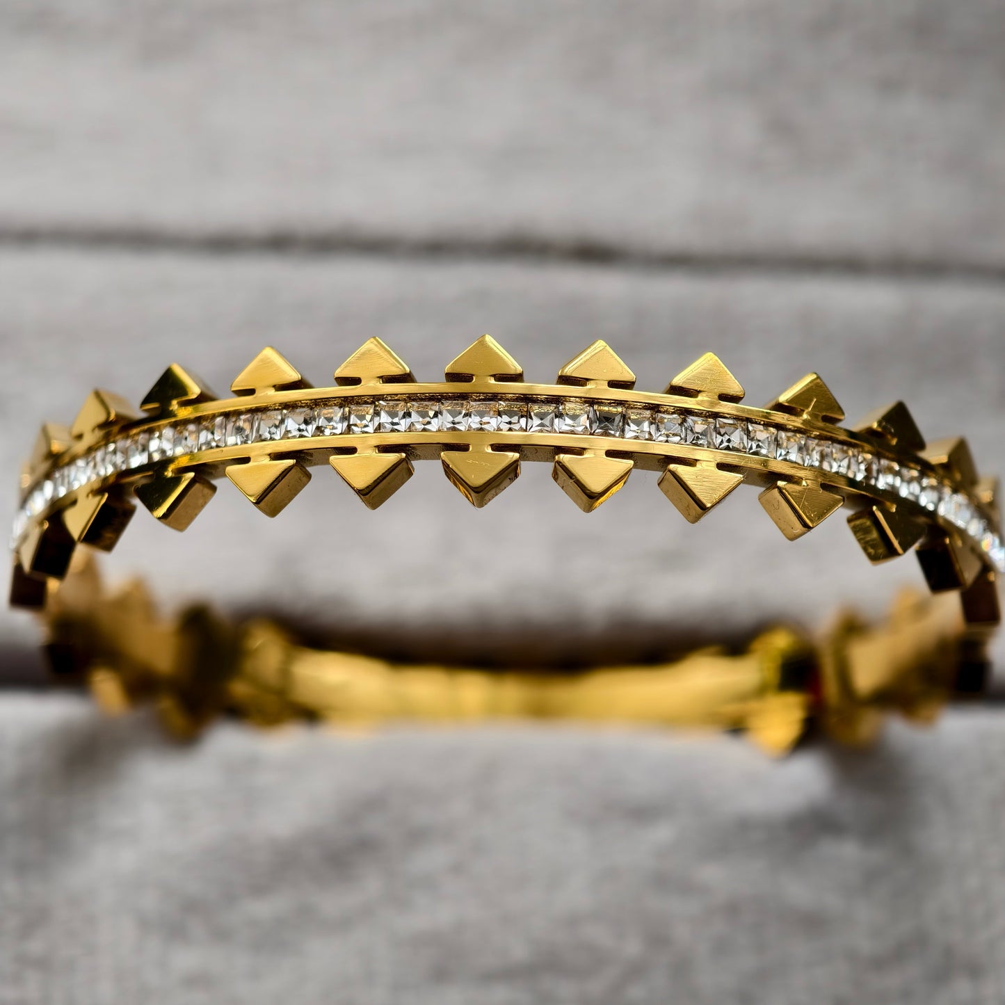 Arrow Sparkle Dual-Tone Bangle