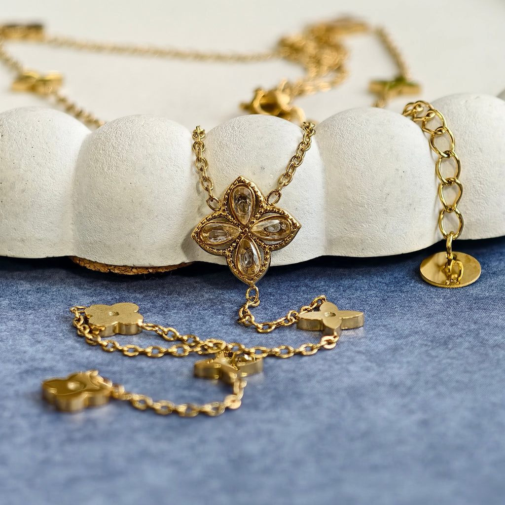 Four Leaf Glow Y-Necklace