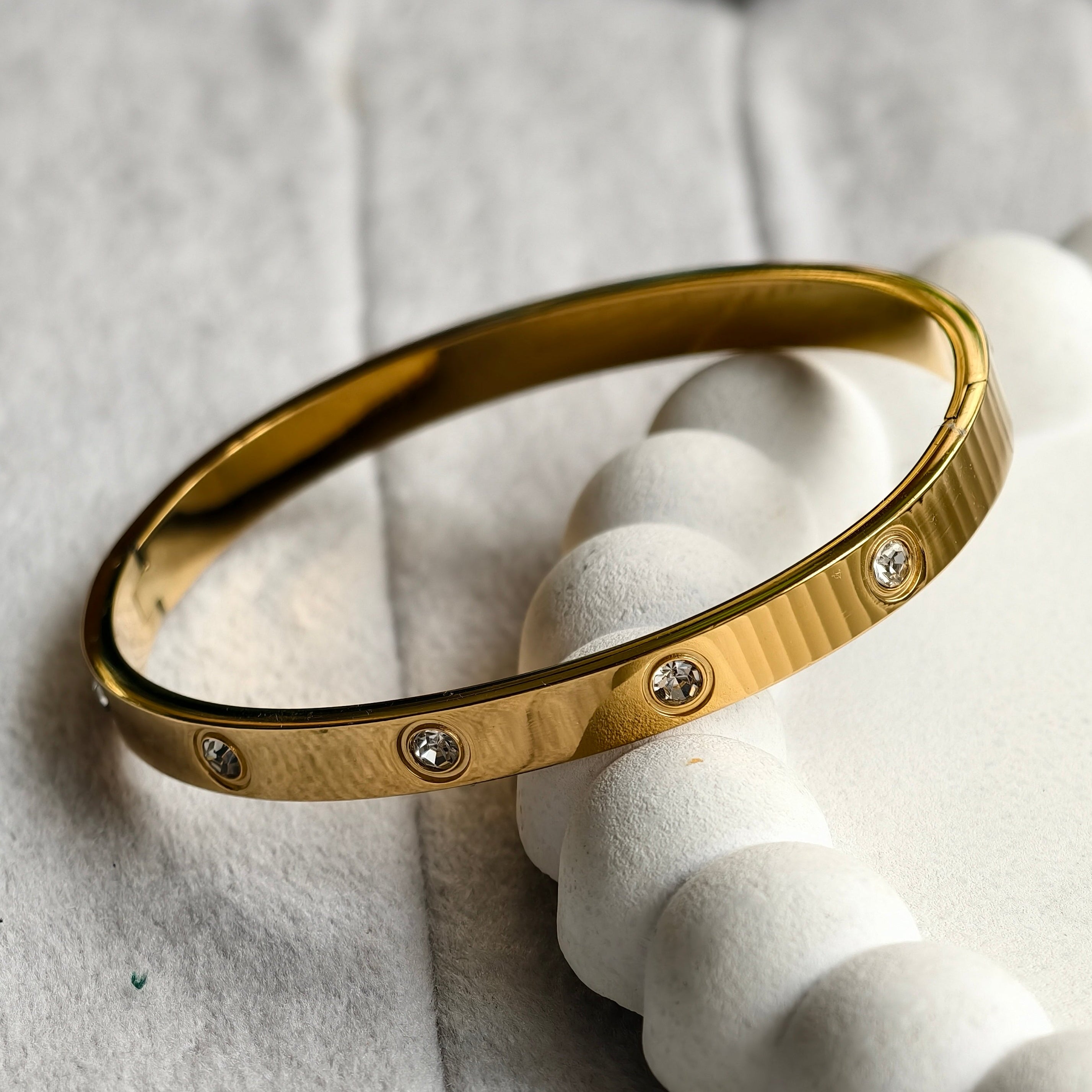 Stella Vintage Sparkle Bangle