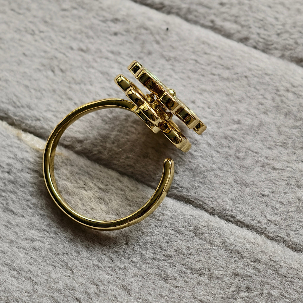 Lina SpinGlow Ring