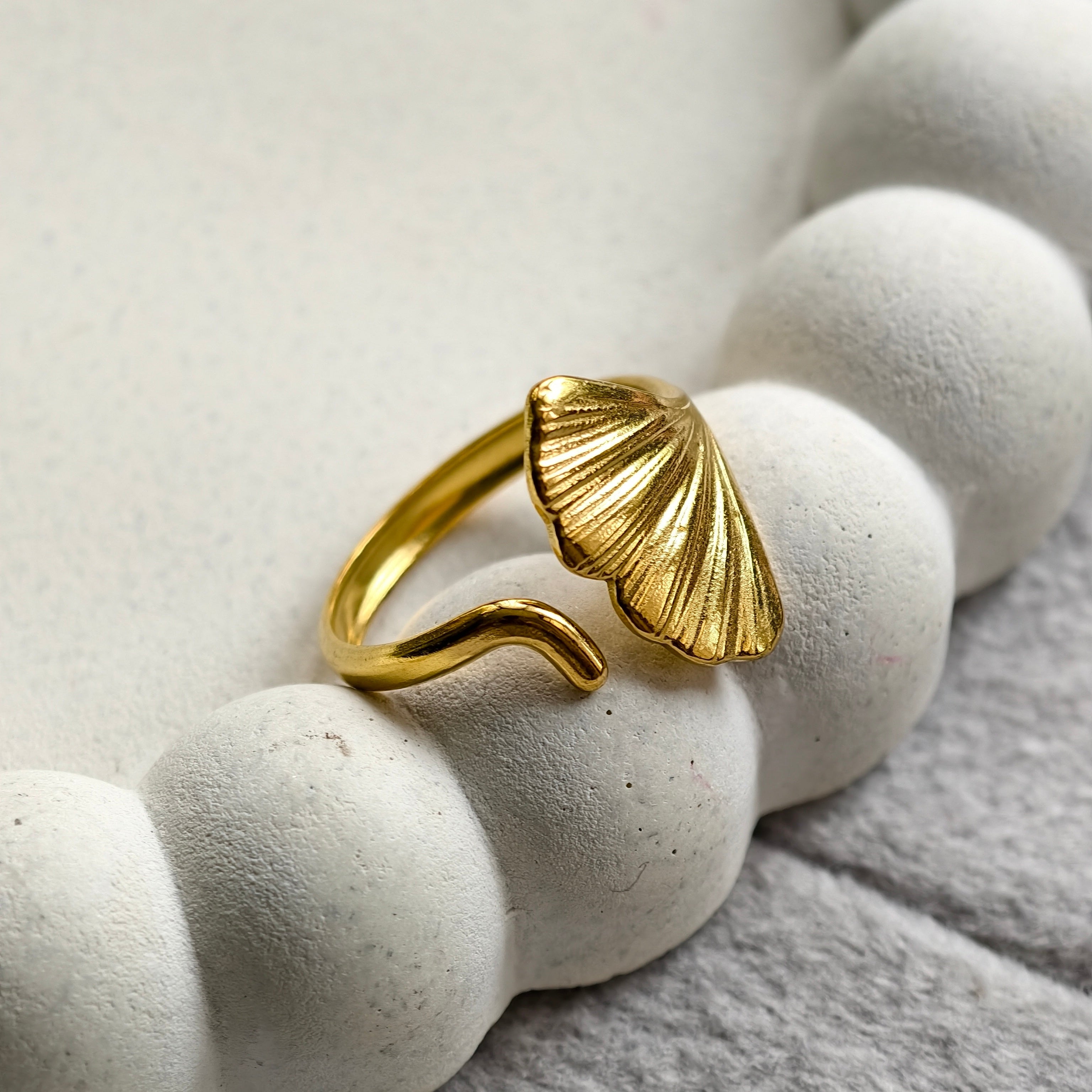 Sienna Ginkgo Ring
