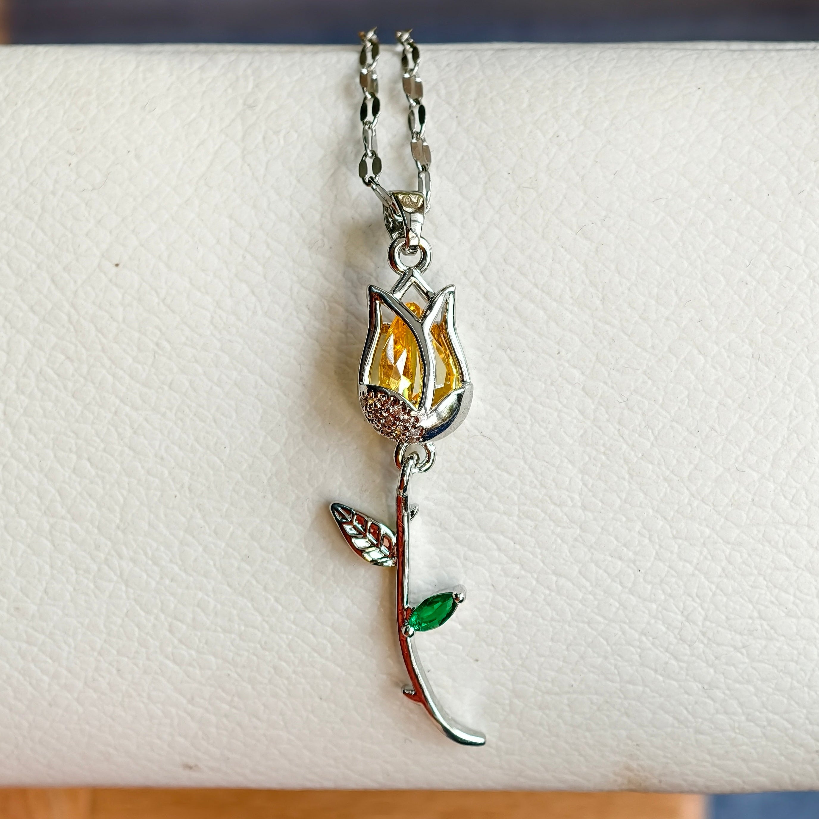 Lila Petal Glow Necklace