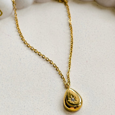 Stella Dewdrop Necklace
