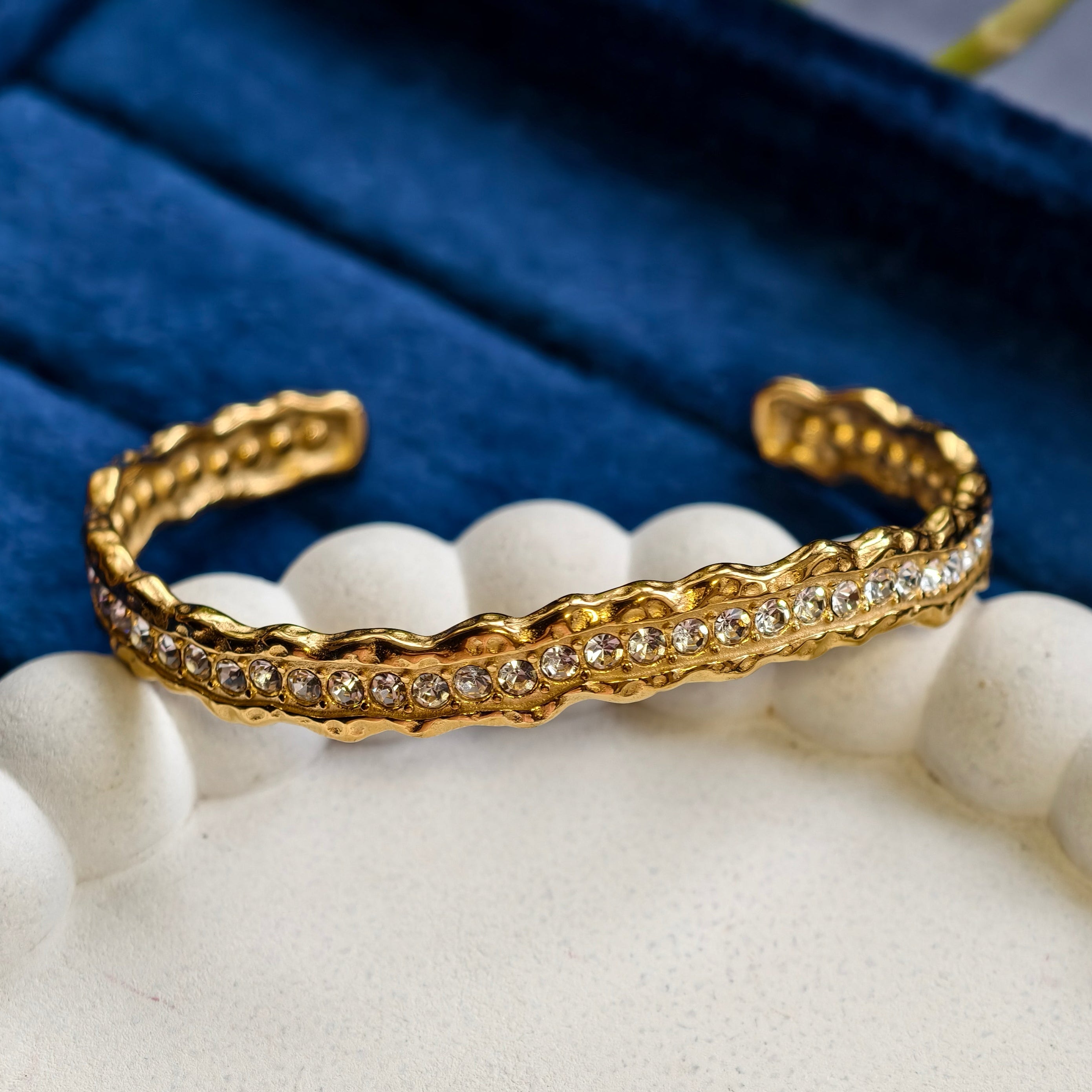 Sera Serpent Wave Cuff