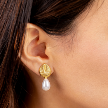 Clara Ginkgo Pearl Studs