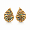 Baoyue Pearl Shell Studs