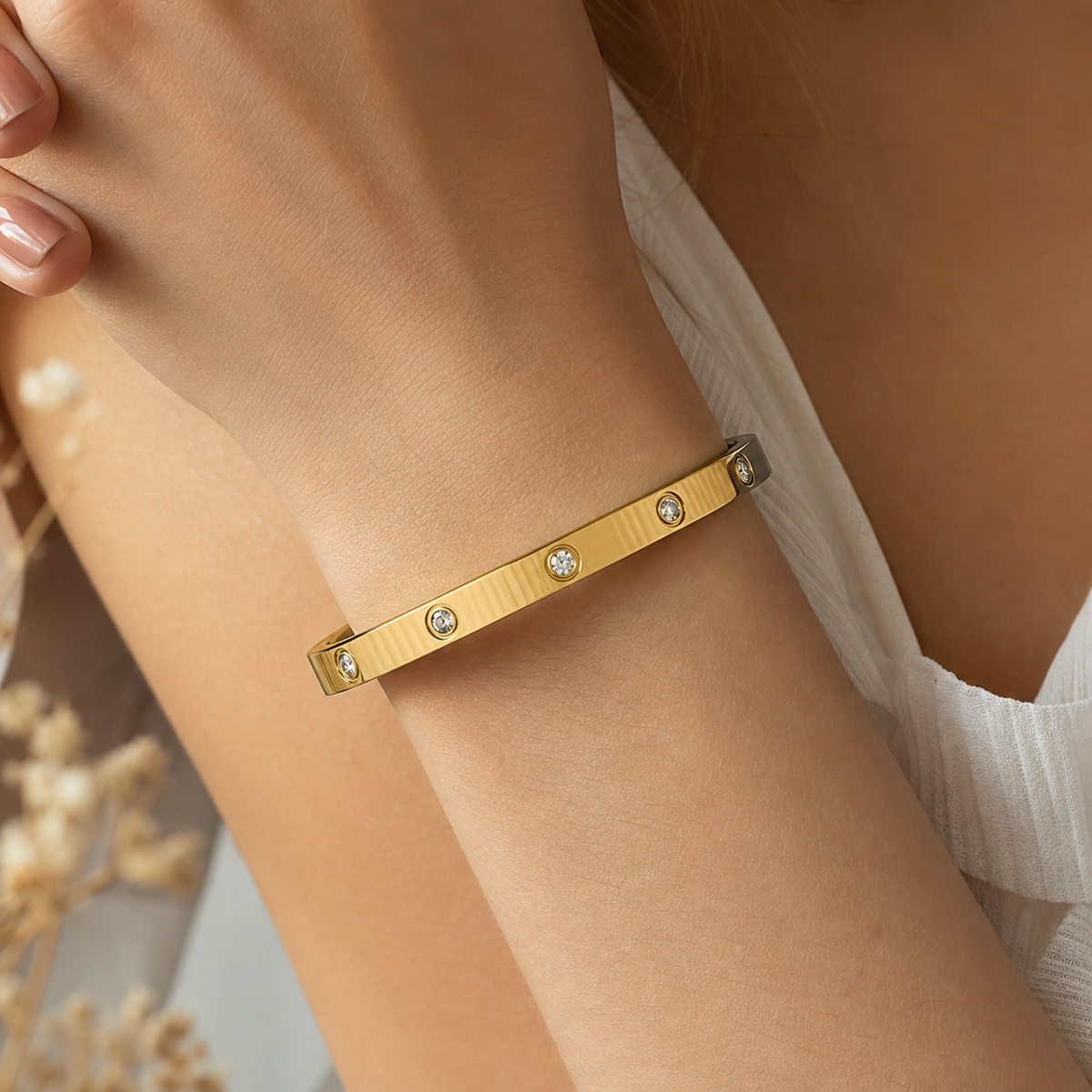 Stella Vintage Sparkle Bangle