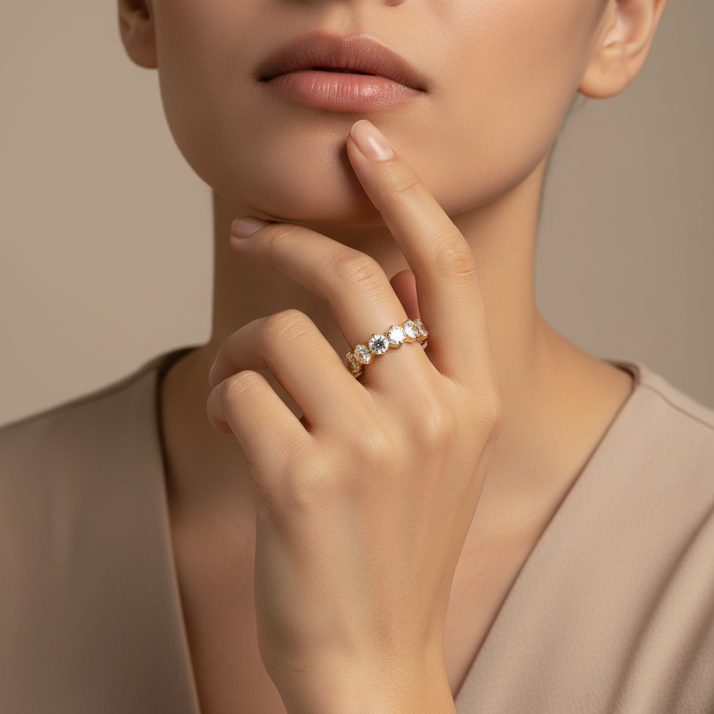Pretty Shimmering Things Global Ivy white stone band featuring 5A zircon stones on an 18K gold-plated stainless ring.