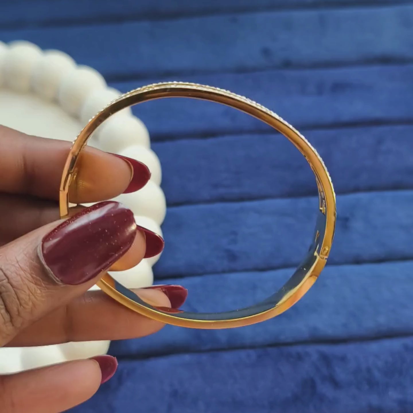 Daisy Bloom Channel Bangle