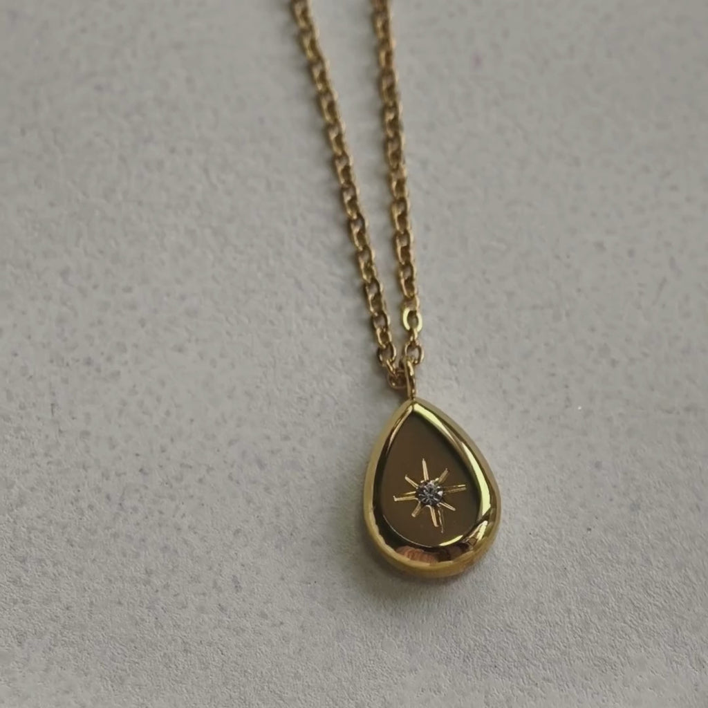 Stella Dewdrop Necklace