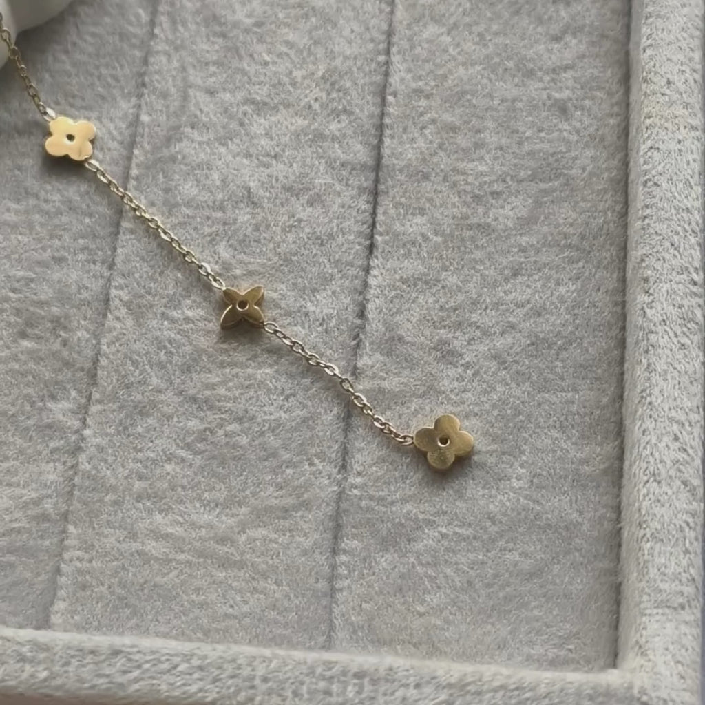 Four Leaf Glow Y-Necklace