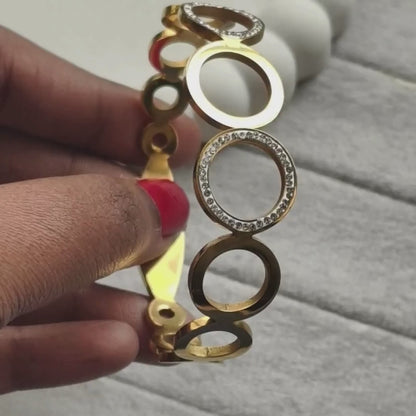 Circle Glow Rhinestone Bangle