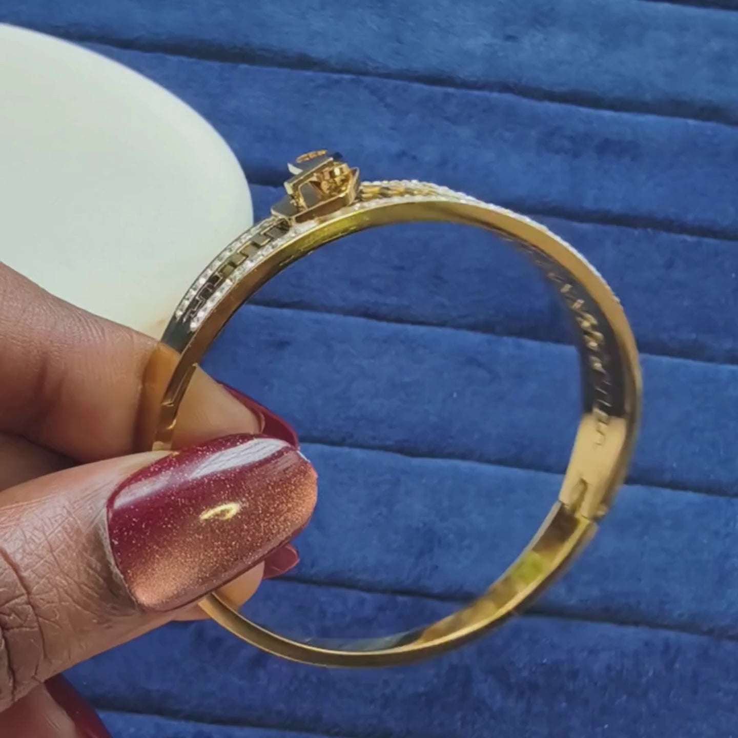 Cleo Geo Zip Bangle