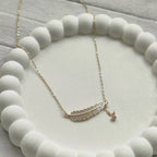 Golden Leaf Glow Necklace