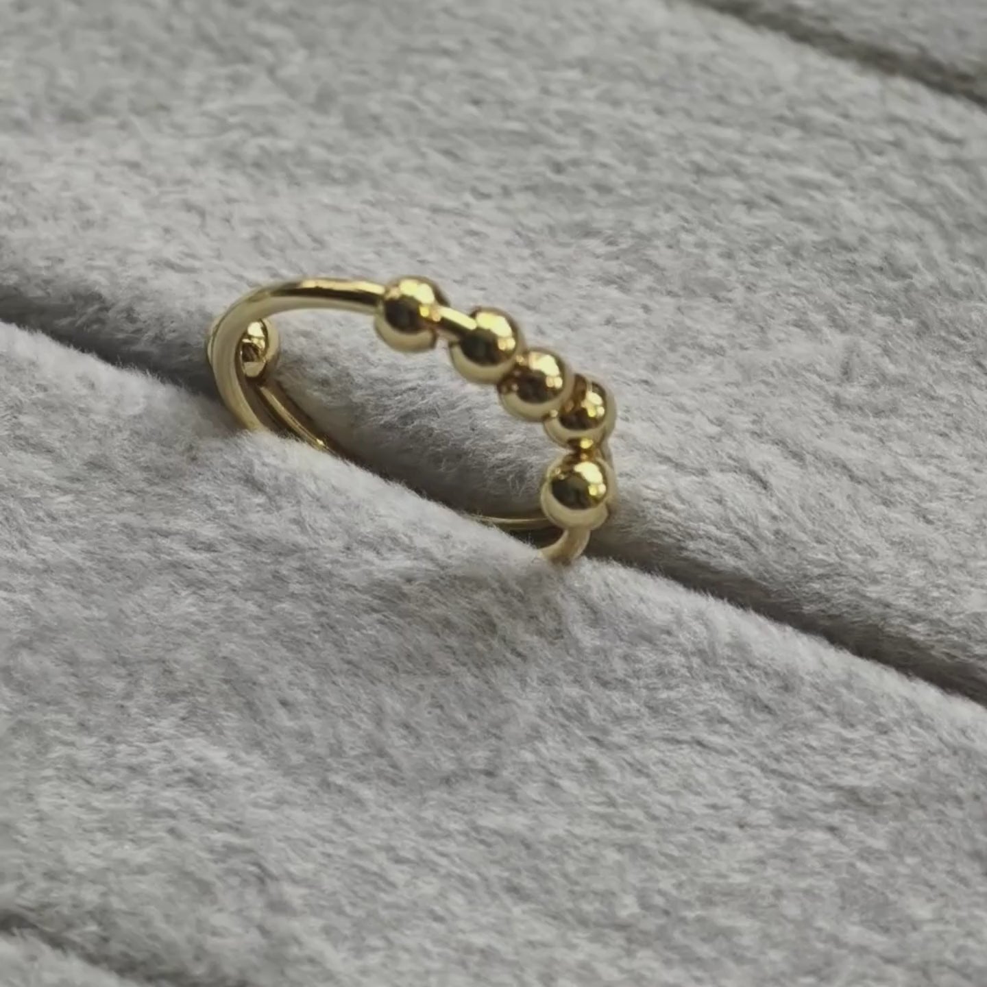 Nia Orbit Bead Ring